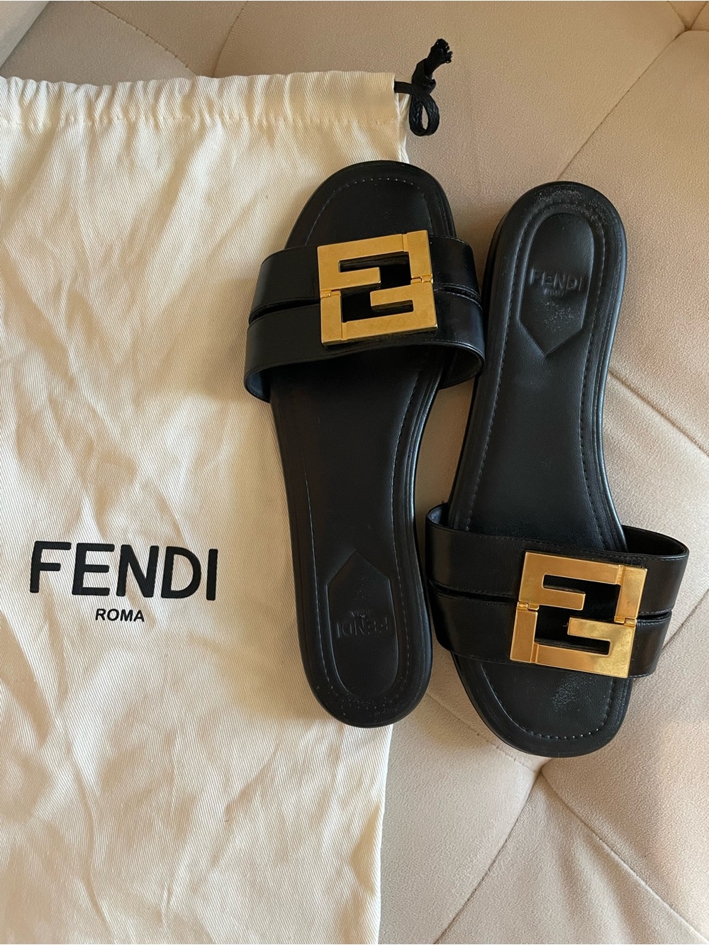 Fendi FFold Leather Flat Sandals Black size 36 / 6 - Picture 5 of 9
